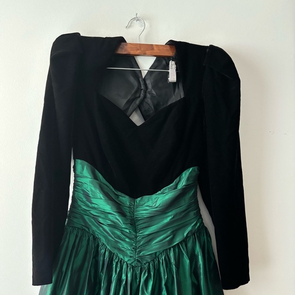 Scott McClintock holiday midi vintage dress in color‎ green and black size 6 - Picture 2 of 8